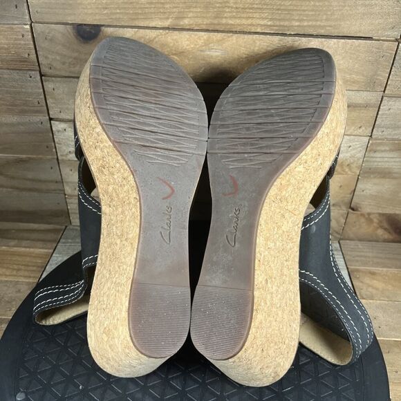 Clarks Womens Size 9M Black Aisley Tulip Sandals Suede Wedge Heels Slingback - Picture 9 of 10
